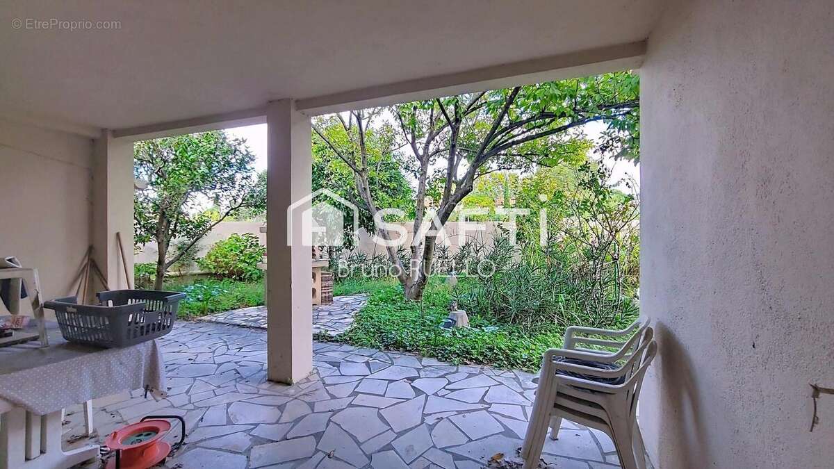 Photo 3 - Maison à SAINT-GENIS-DES-FONTAINES