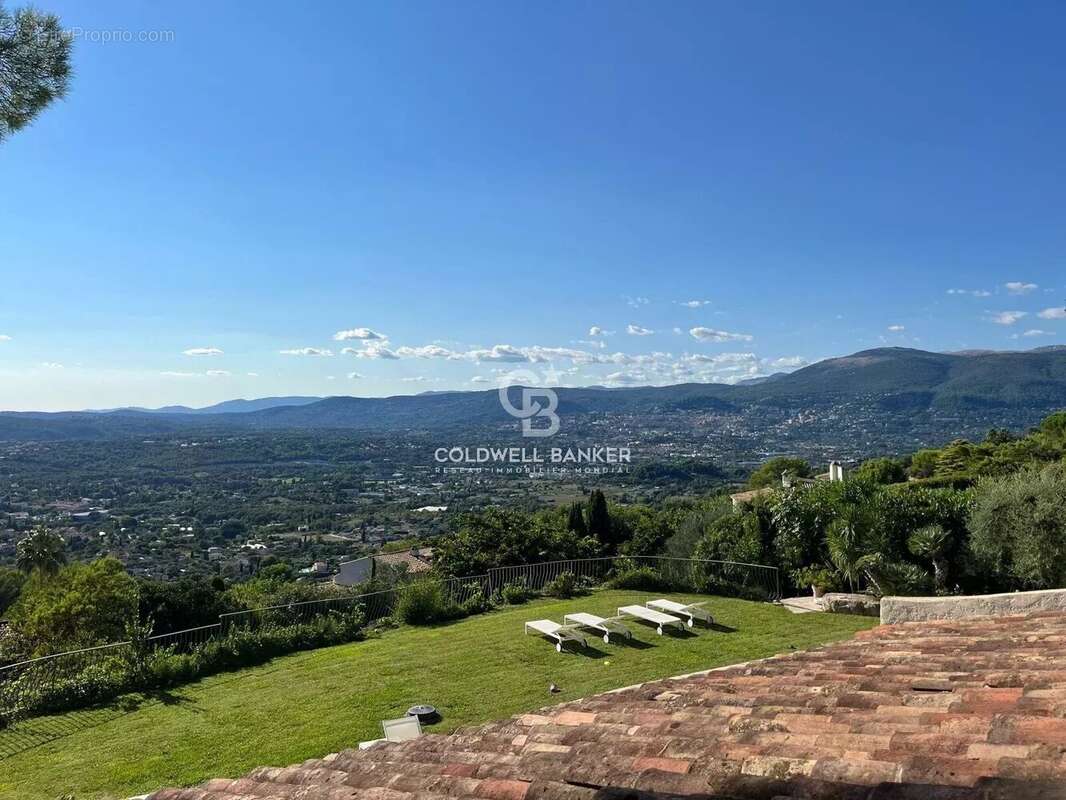 Maison à MOUGINS