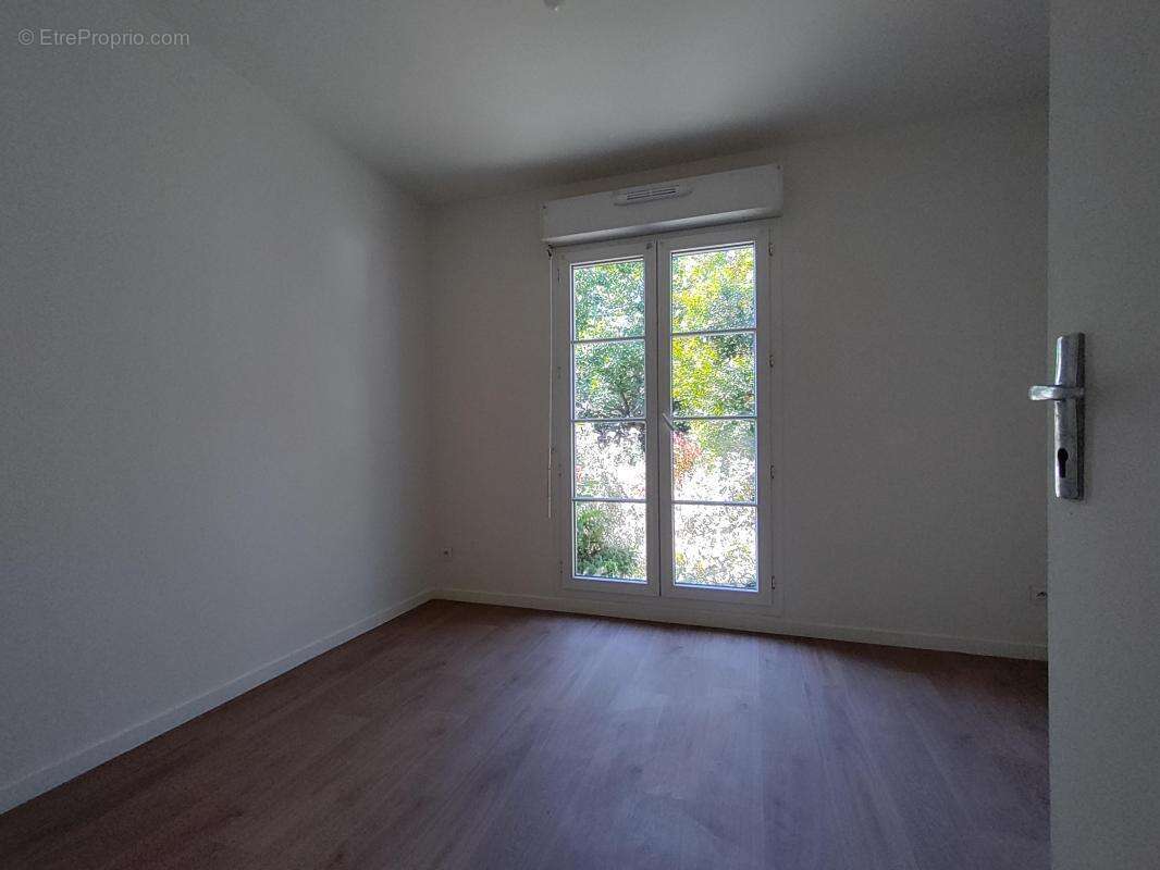 Maison T5 96m² - Crépy-en-Valois - 3693.1.5.5 - photo 4