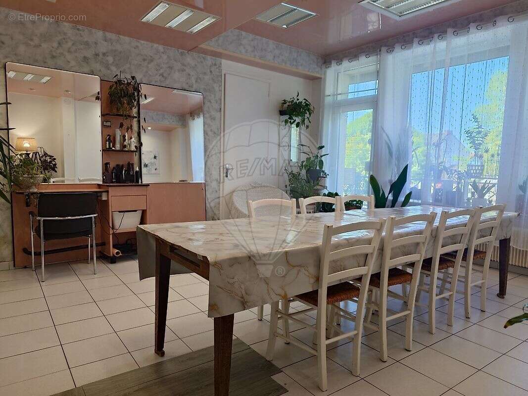 Maison à ISSY-L&#039;EVEQUE