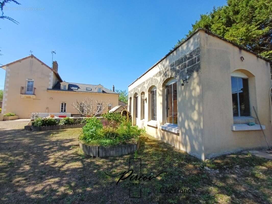 Propriété 5 chambres, dépendances, proche commerces et services - photo 4