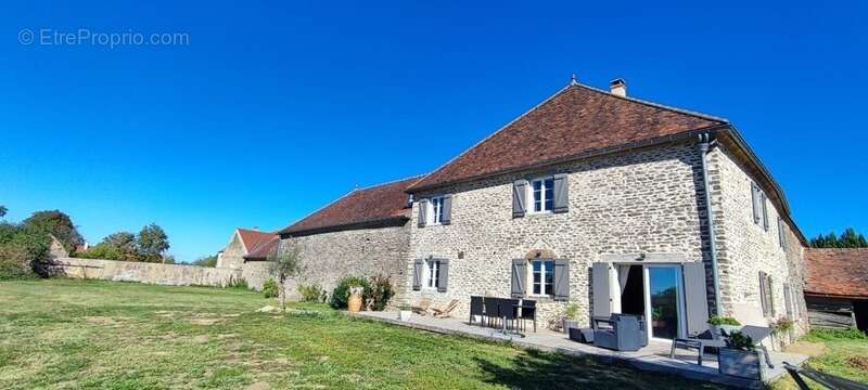 Propriete à vendre 11 pièces VIC DE CHASSENAY (21) - photo 23