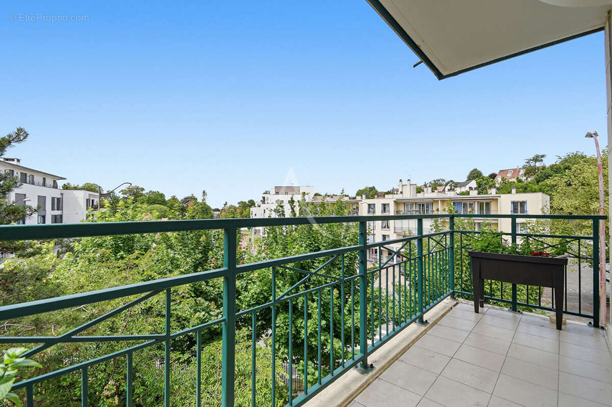 Appartement à RUEIL-MALMAISON