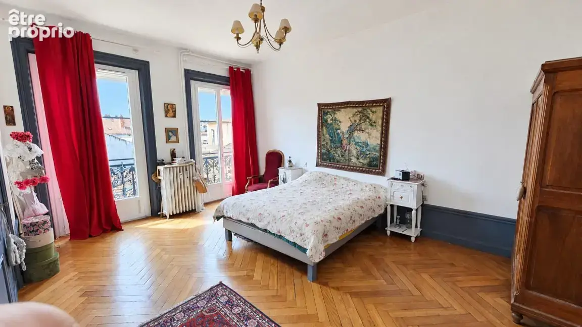 Appartement 6 pièces 185 m² à vendre à Saint-Etienne (42000) - photo 4