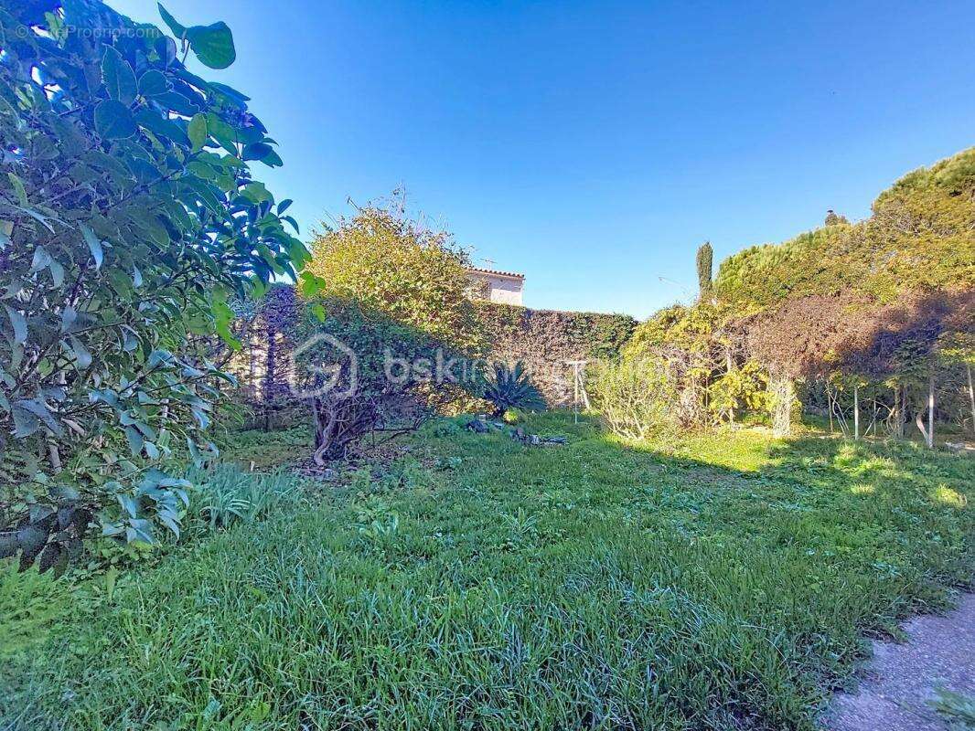 Maison à SIX-FOURS-LES-PLAGES