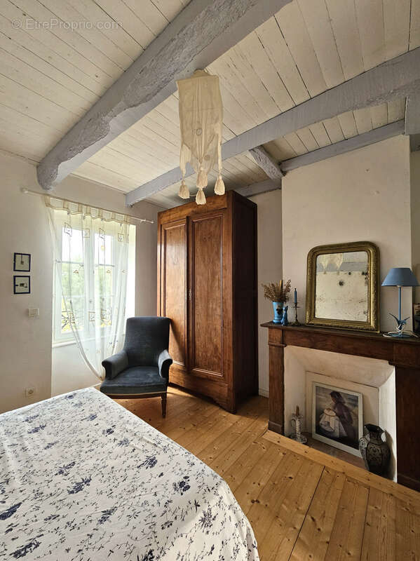Maison à LA SALVETAT-PEYRALES
