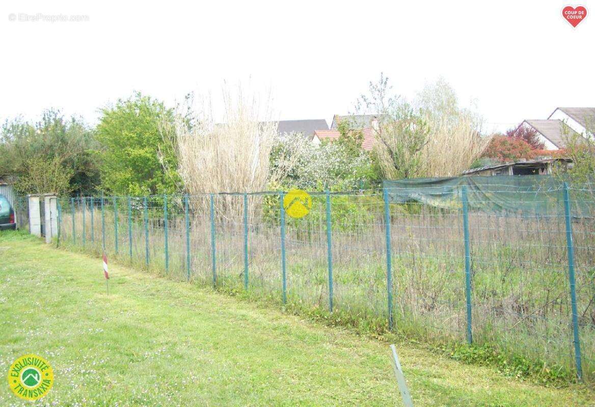 Terrain à BOURGES