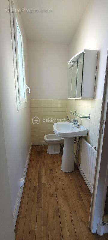 Maison de 111 m2, 3 chambres + bureau + piscine et garage sur 850 m2 de terrain - photo 7