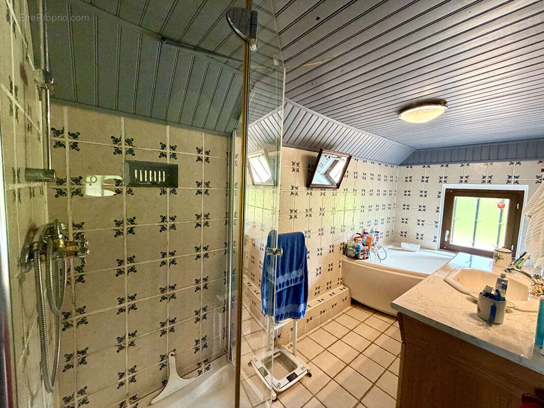 Maison à DAMVILLE