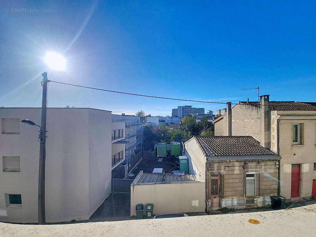 Appartement à BORDEAUX