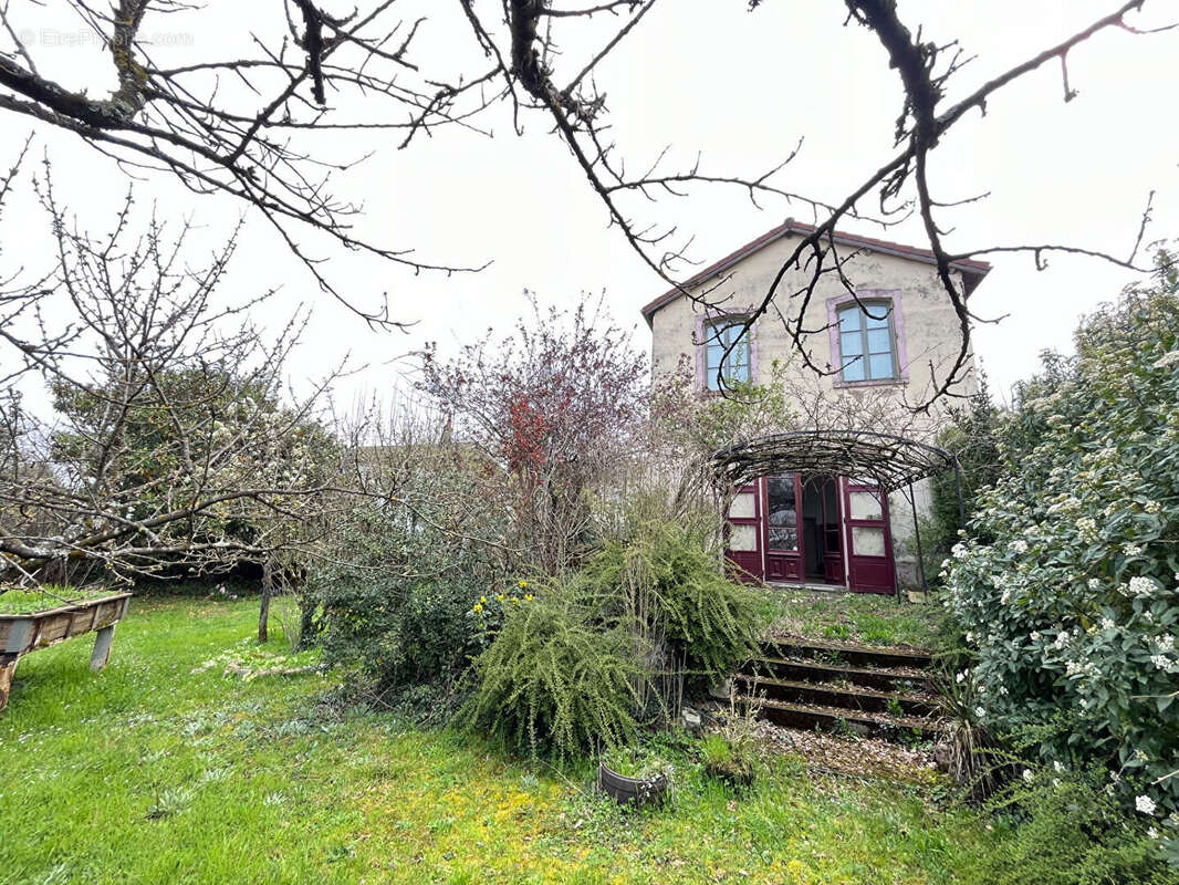 Maison à TIGNIEU-JAMEYZIEU