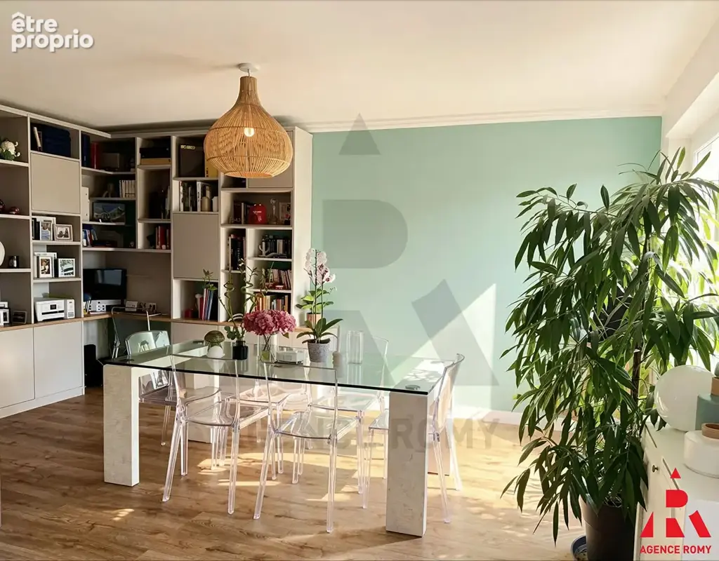 4/5 pièces RENOVÉ avec balcon - cave et parking BOX - photo 4