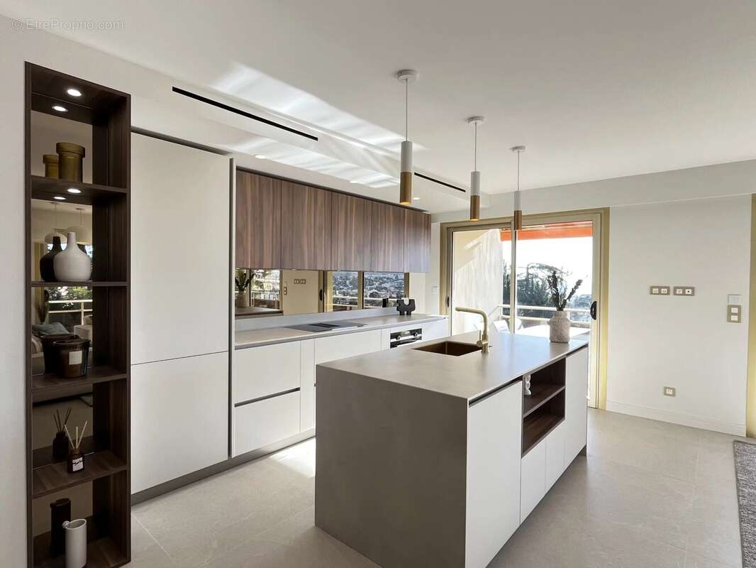 Appartement à LE CANNET