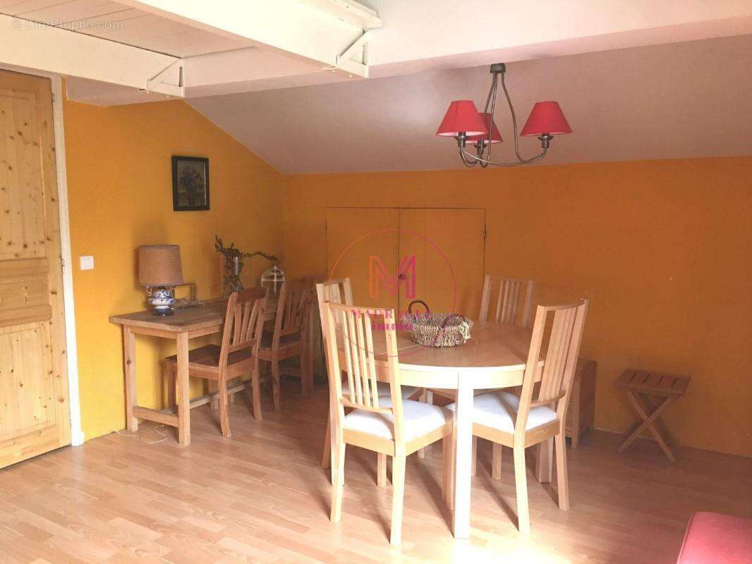 Appartement à SAINT-ETIENNE-DE-TINEE