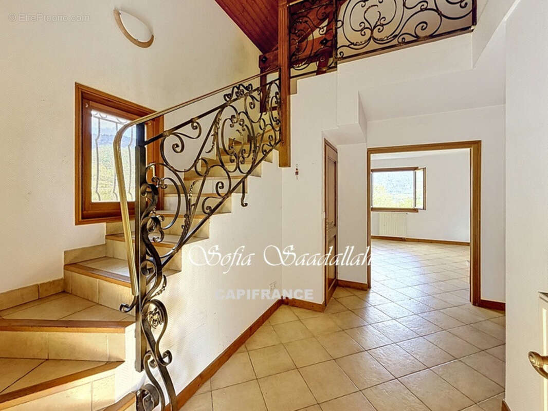Maison à vendre 4 pièces VIUZ EN SALLAZ (74) - photo 2