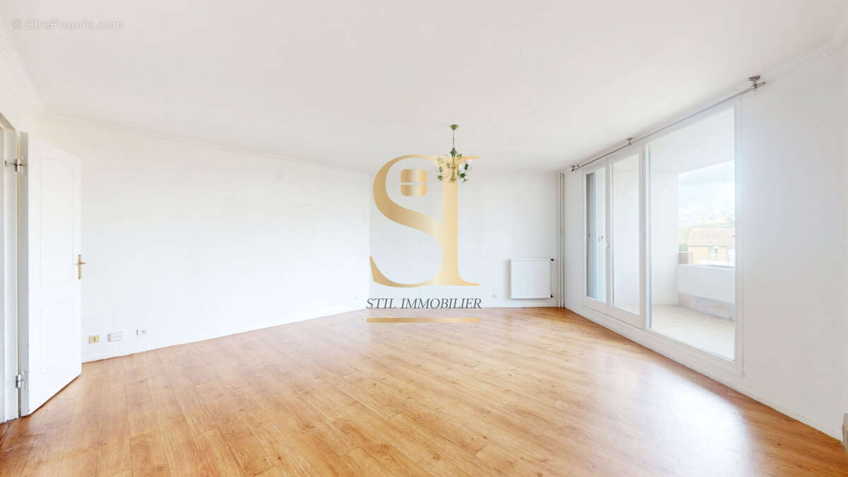 Appartement à EVRY