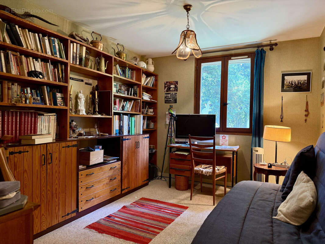 Dickjan POPPEMA de eXp France vous propose une belle villa dans un paradis - Maison à PIERREVERT