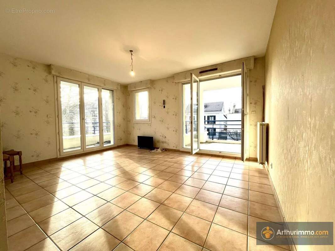 Appartement à LIVRY-GARGAN