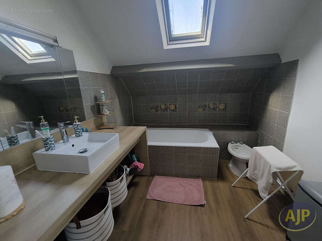 Maison Saint Père En Retz 7 pièce(s) 154 m2 - photo 14