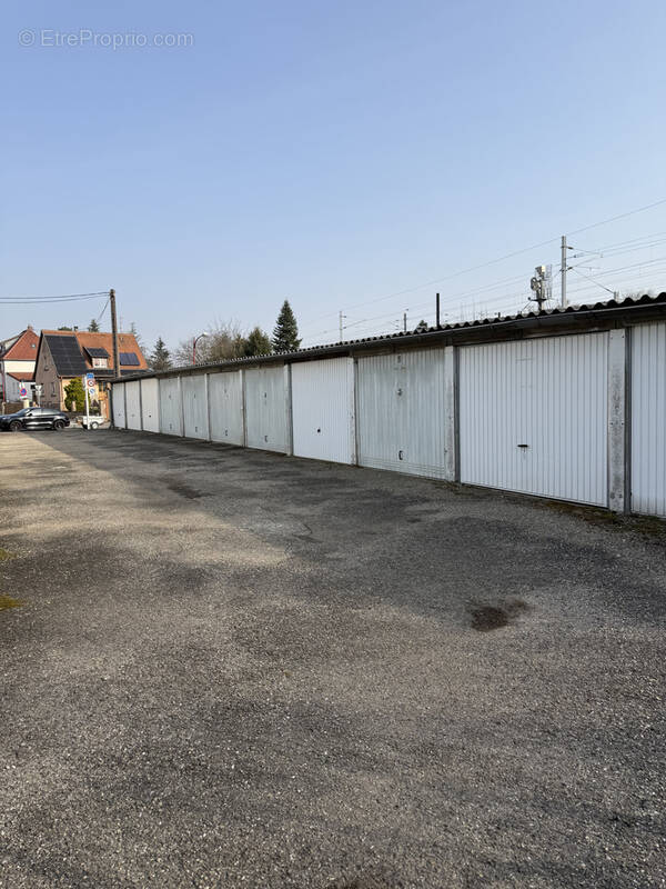 Parking à MUNDOLSHEIM