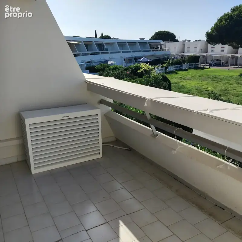 Produit rare avec vue incroyable sur une grande pelouse et canal - photo 7