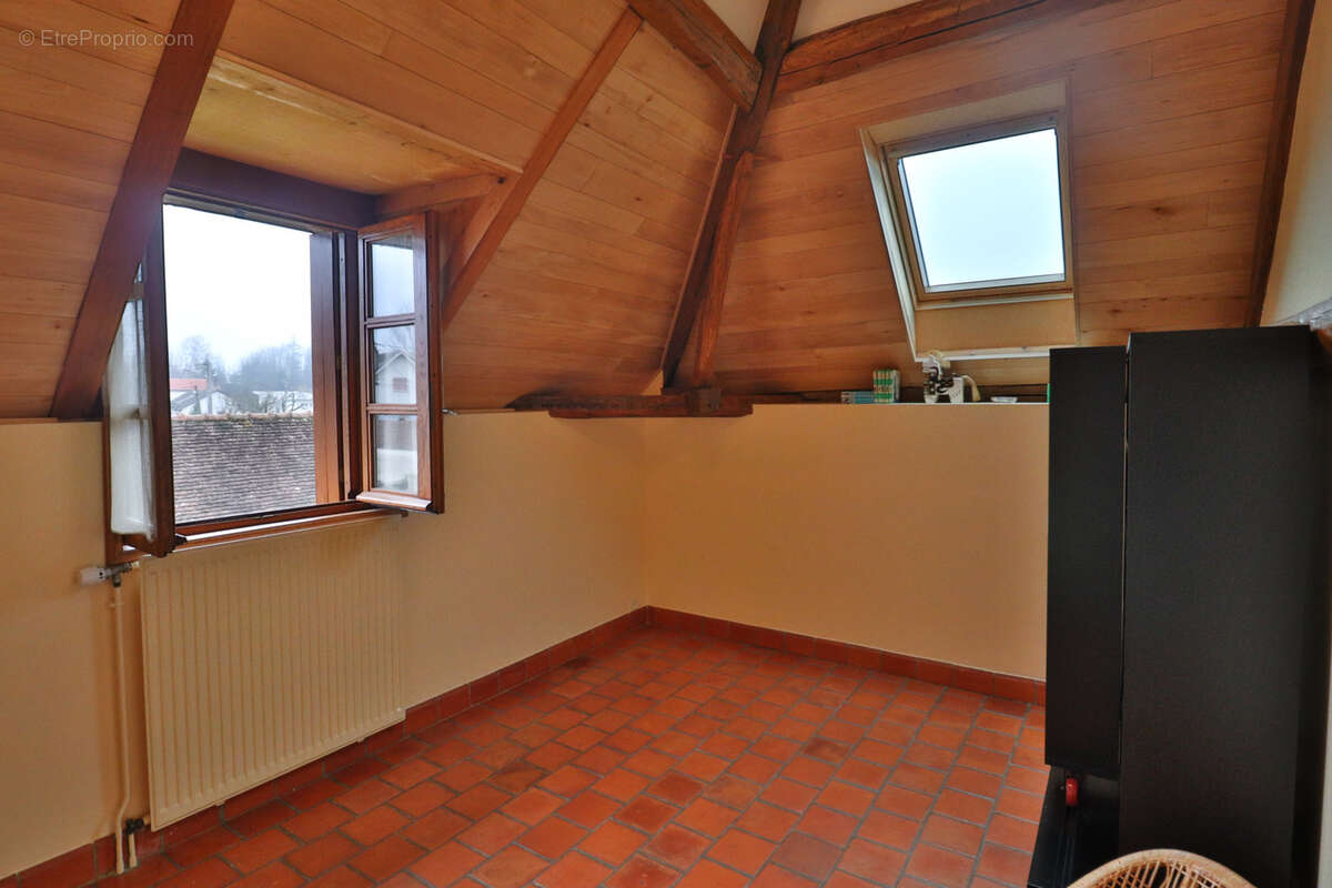 Maison à SAINT-ANDRE-LES-VERGERS