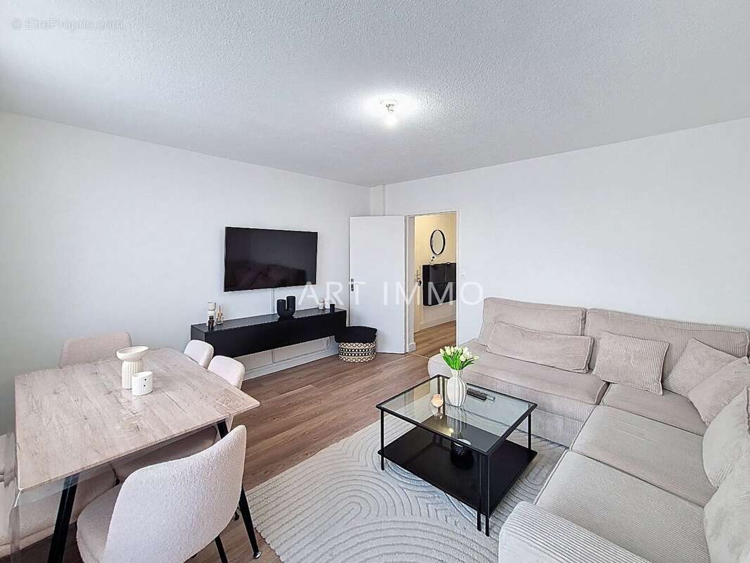 Appartement à LE PONTET