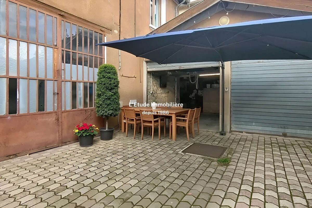 Appartement à FONTAINES-SUR-SAONE