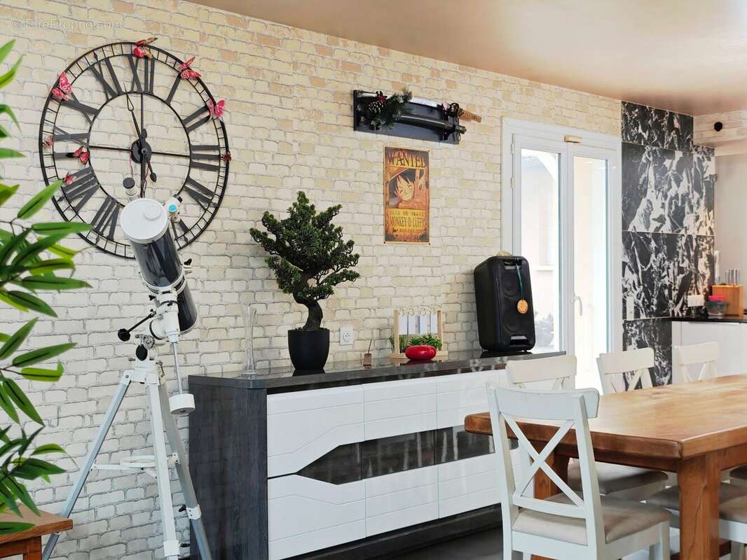 Maison 166 m² à Gex  - photo 4