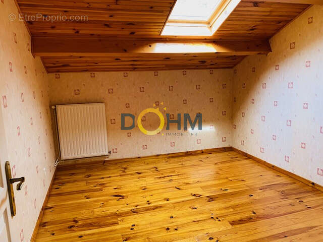 maison de village avec commerce - photo 2