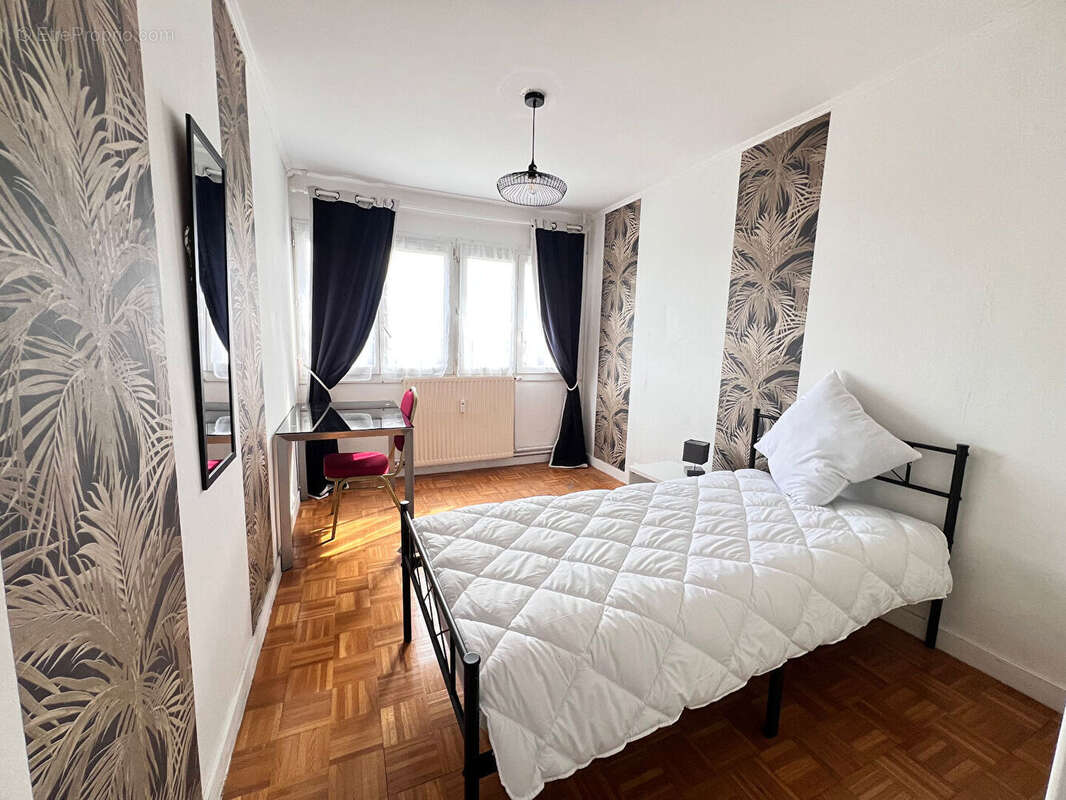 Appartement à MONS-EN-BAROEUL