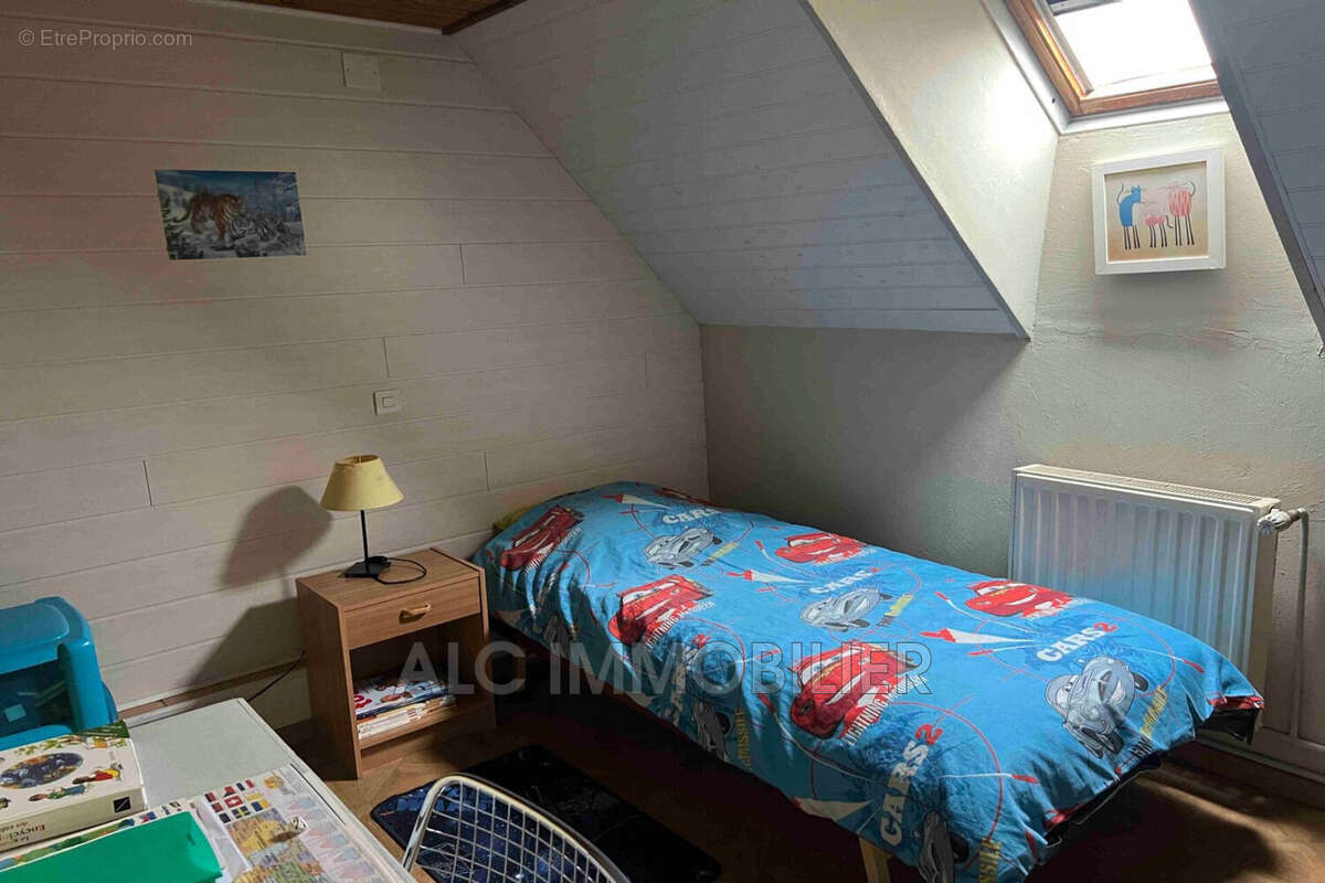 Maison à NEAUPHE-SOUS-ESSAI