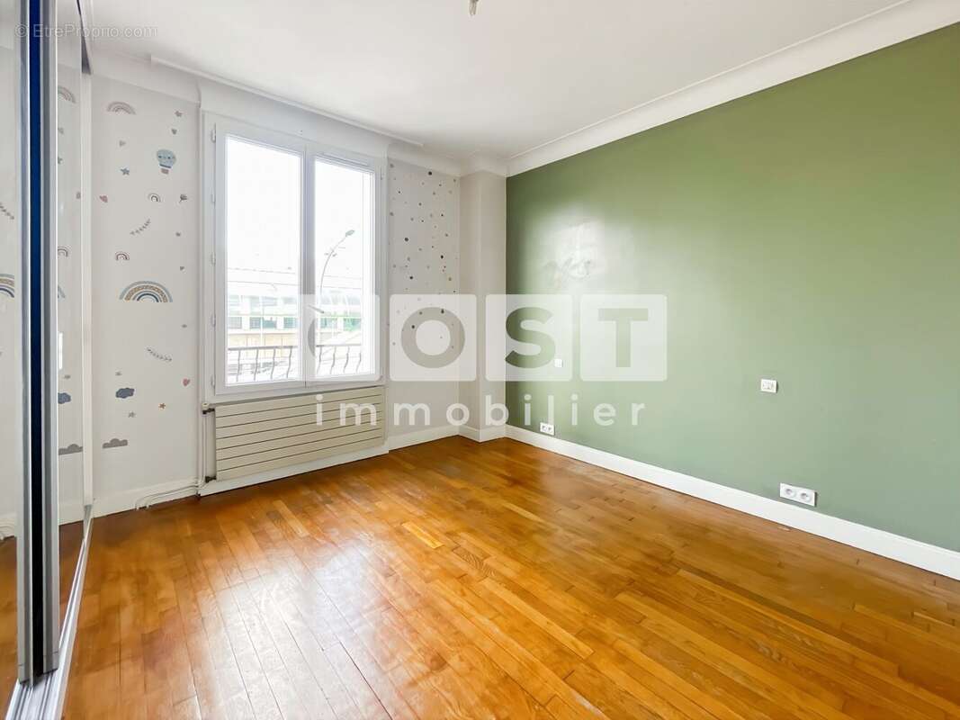 Maison à ASNIERES-SUR-SEINE