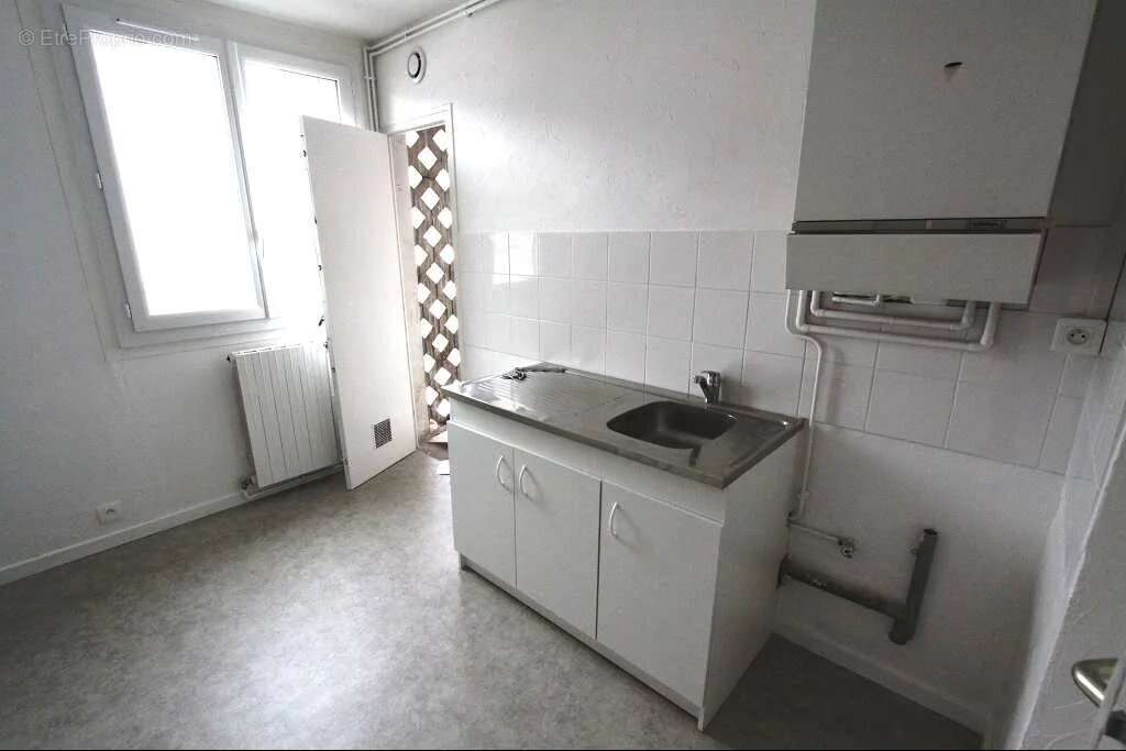 Appartement à FONTAINE