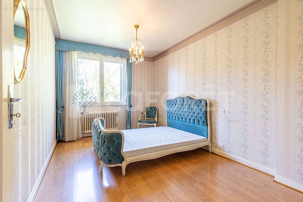 Agence immobiliere laforet - "hedera" - annecy - appartement t4 de 72.66m² - balcon - loggia - traversant - dernier etage - cave - photo 10