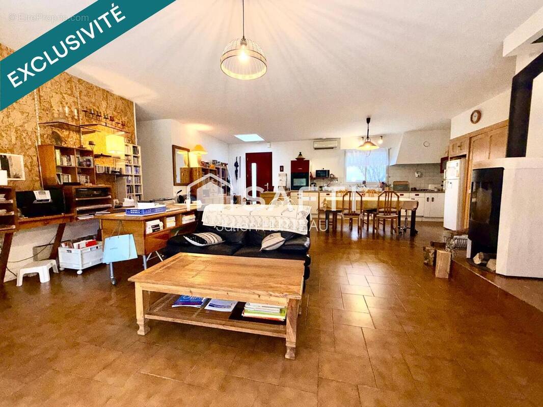 Photo 1 - Maison à SAINTE-NEOMAYE