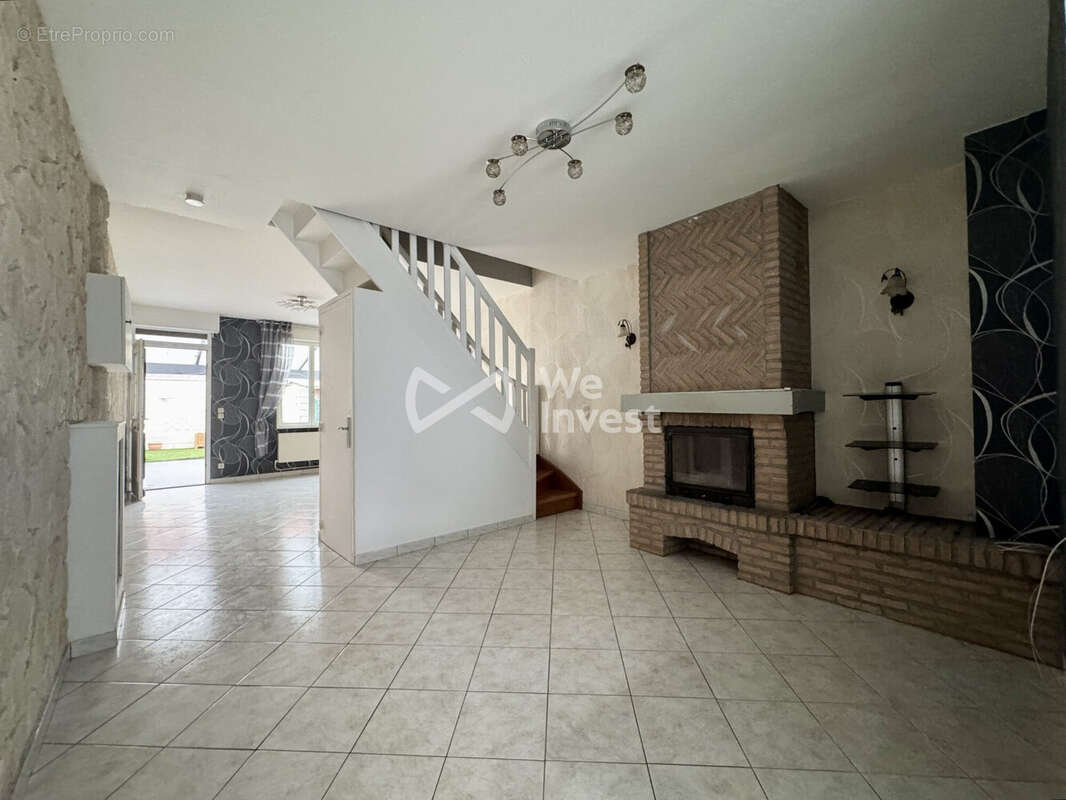 Maison 101 m² à Carvin  - photo 5