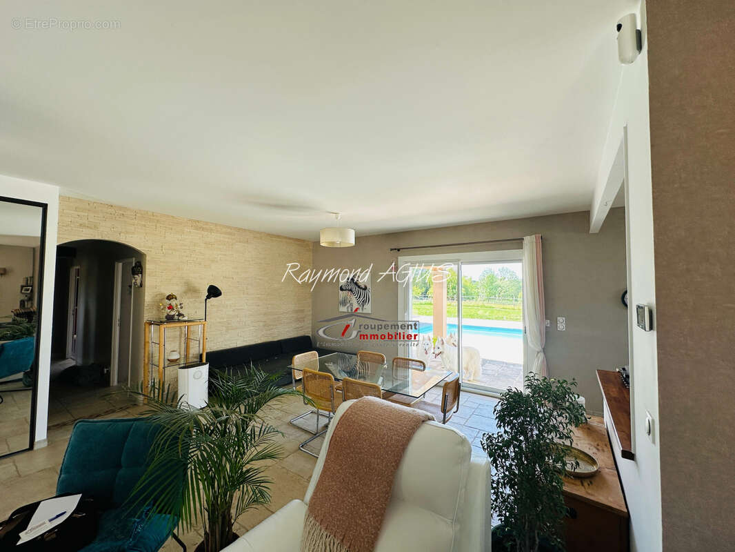 Propriété équestre exceptionnelle avec 5 chambres, piscine chauffée et plus de 6 hectares de terrain - photo 7