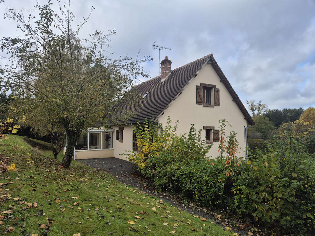 Maison à NEUFCHATEL-EN-BRAY