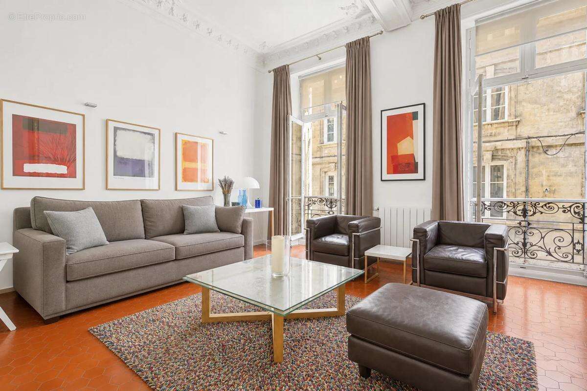 3 pièces de 82m² au cœur d'Avignon, vendu loué - photo 2