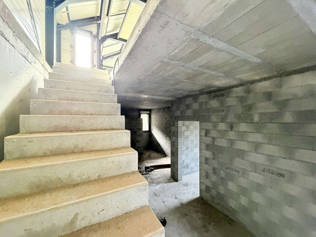 Maison à VILLARGONDRAN