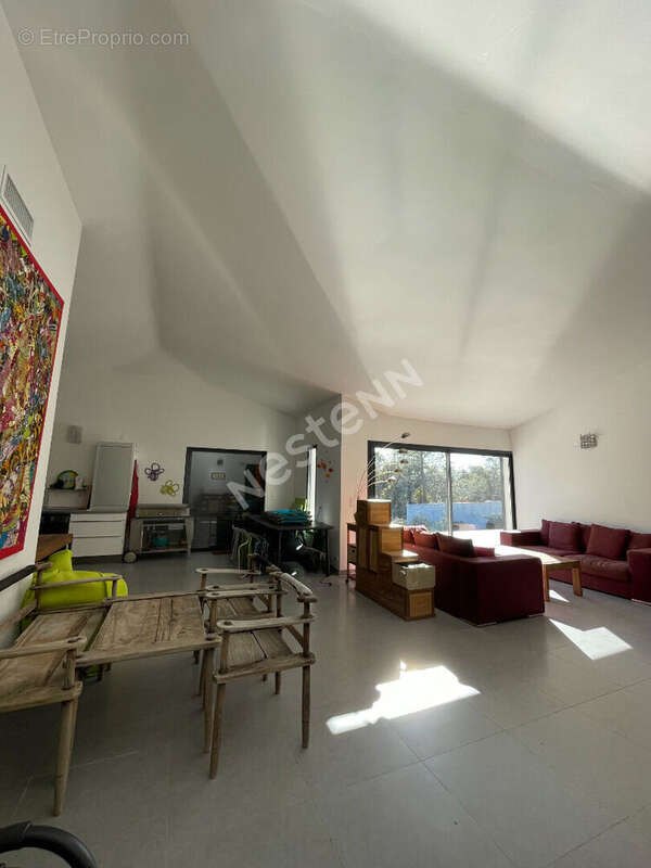 À vendre ? Belle villa avec piscine à quelques minutes de la plage de Fautea - photo 5