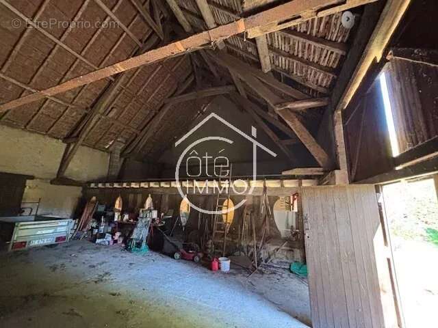 Maison à SAINT-PIERRE-D'EYRAUD