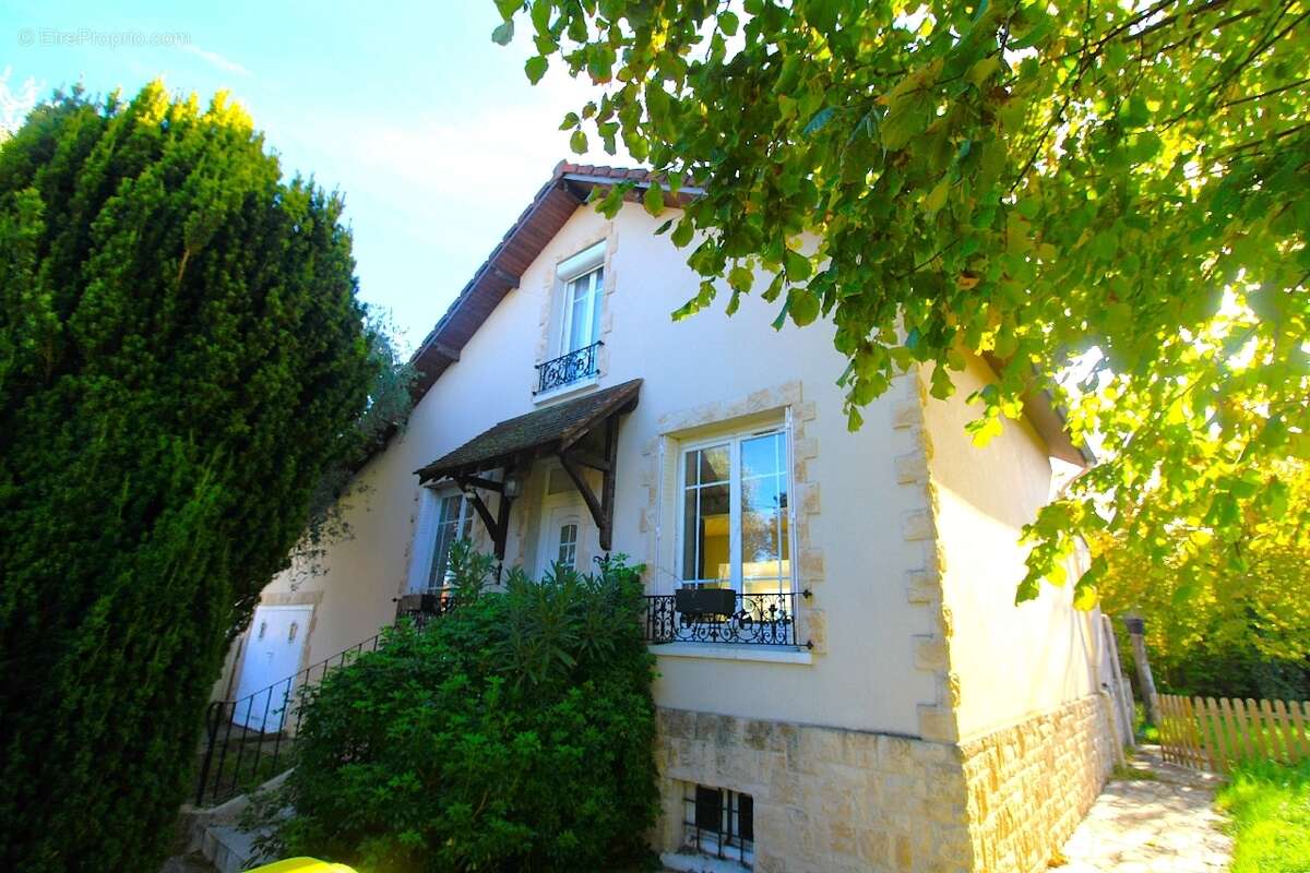 Maison à YERRES