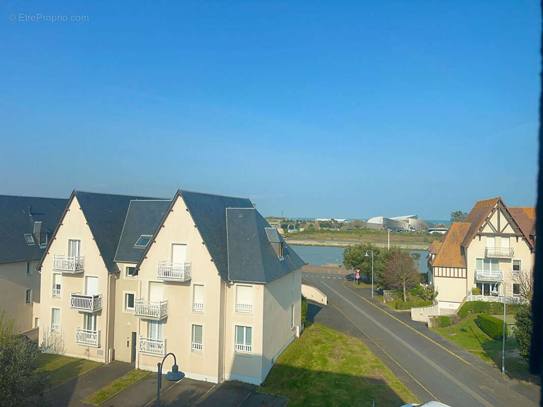 Appartement à COURSEULLES-SUR-MER
