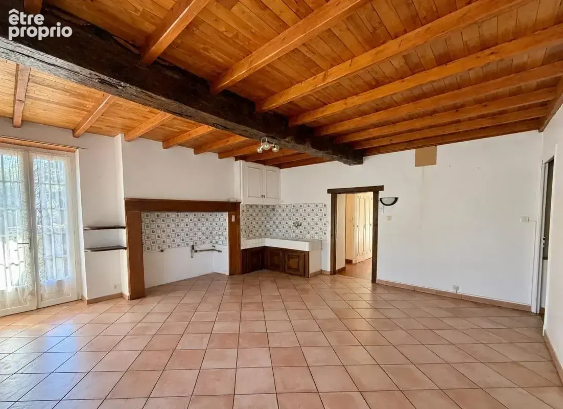 Charmante maison de plain-pied de 187 m² avec jardin arboré – Ladignac, Trentels  (47) - photo 3