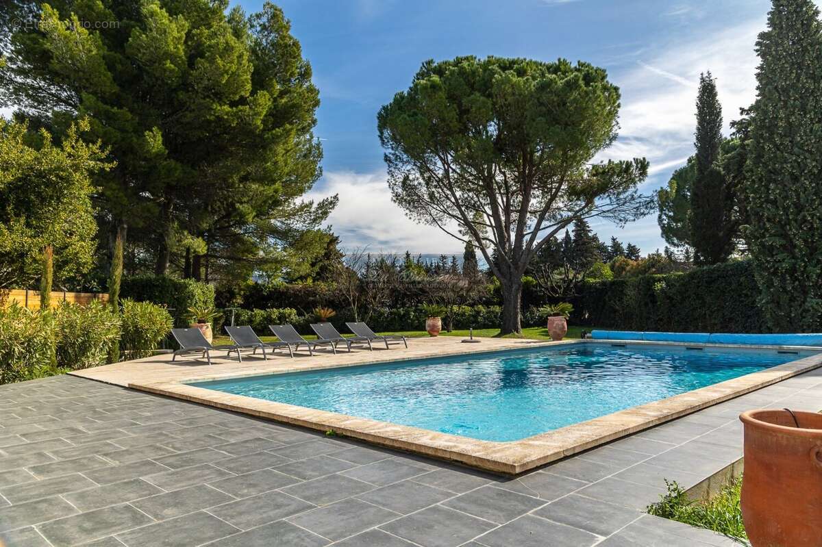 Maison à CHEVAL-BLANC