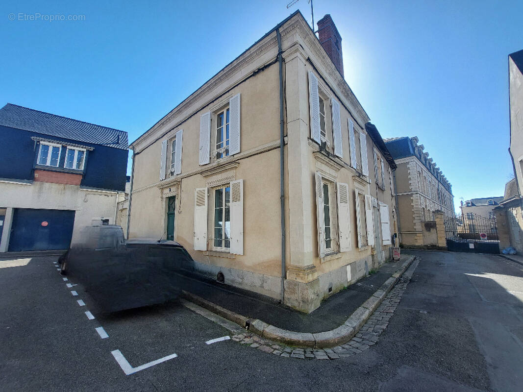 Maison à LA FLECHE