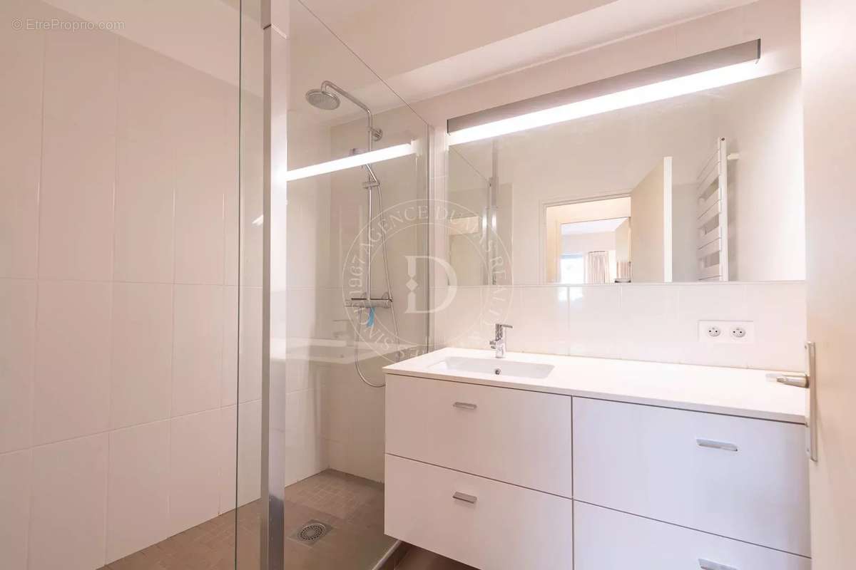 Appartement à BEAULIEU-SUR-MER