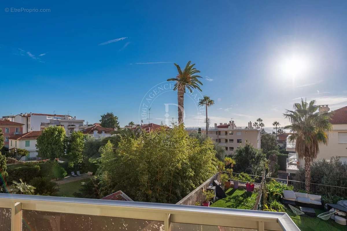 Appartement à BEAULIEU-SUR-MER